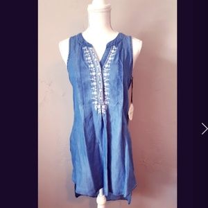 NWT Knox Rose Denim Embroidered Tunic Size XS